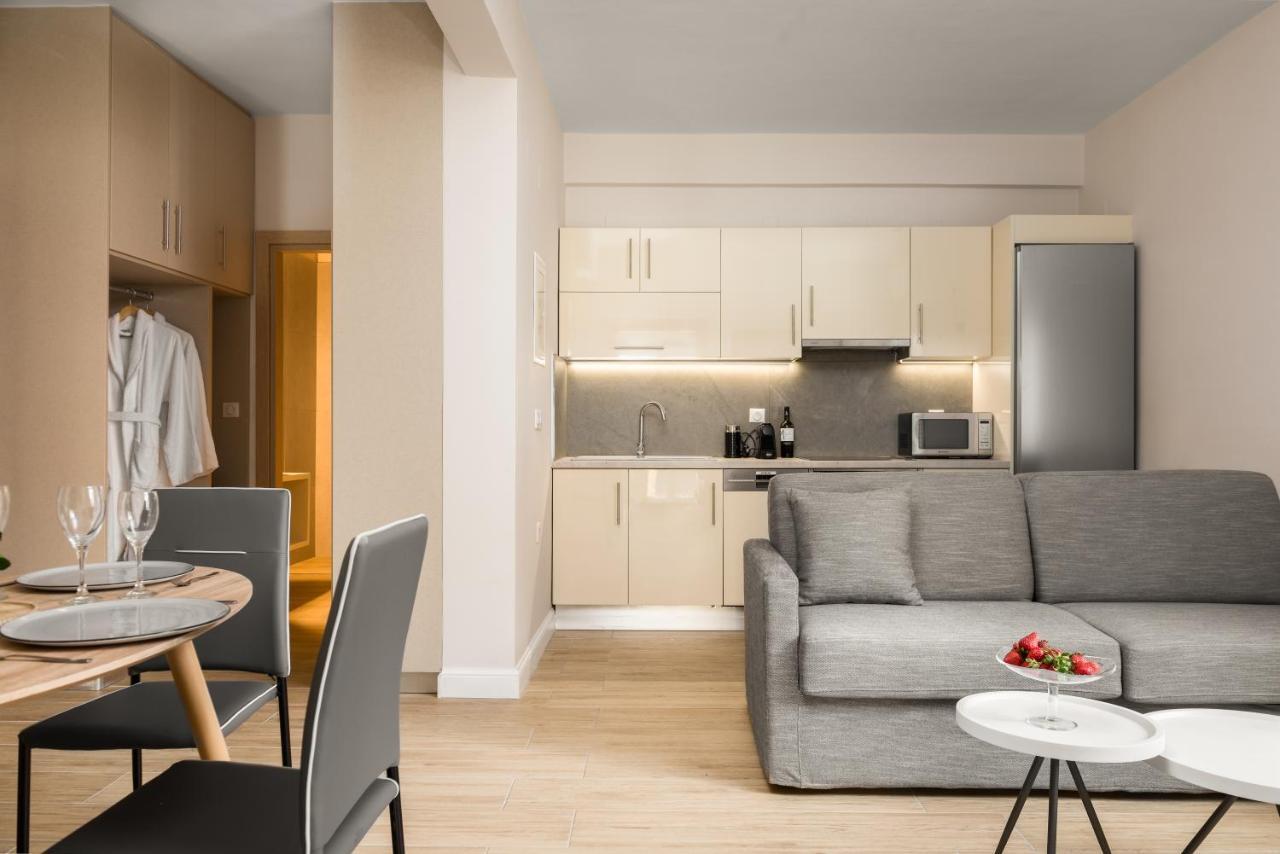 Villa2Be Family & Executive Suites Corfu  Buitenkant foto